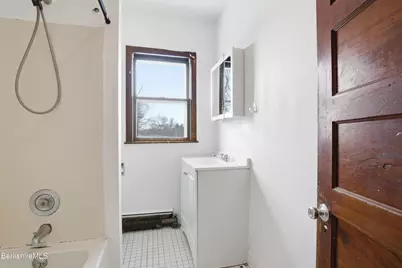 76-78 Stoddard Ave, Pittsfield, MA 01201 - Photo 31