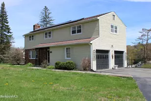 268 Devonshire Dr, Cheshire, MA 01225 - Photo 3