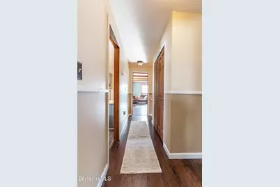268 Devonshire Dr, Cheshire, MA 01225 - Photo 27