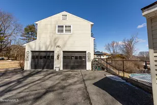 268 Devonshire Dr, Cheshire, MA 01225 - Photo 3