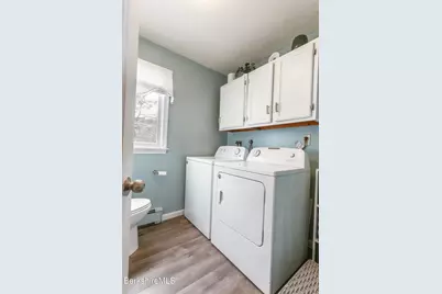 268 Devonshire Dr, Cheshire, MA 01225 - Photo 27