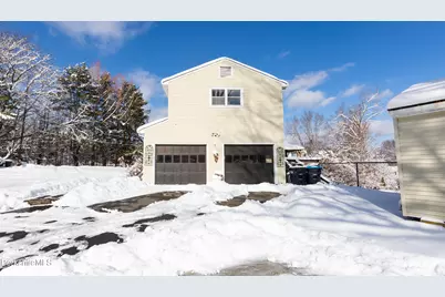 268 Devonshire Dr, Cheshire, MA 01225 - Photo 7