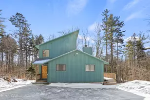 973 Fred Snow Rd, Becket, MA 01223 - Photo 9