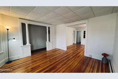 35 Livingston Ave, Pittsfield, MA 01201 - Photo 11