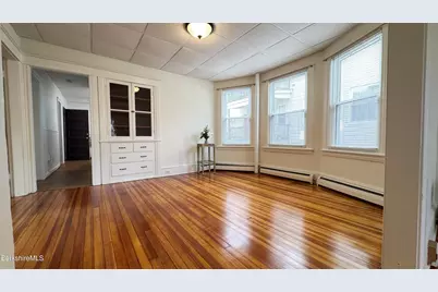 35 Livingston Ave, Pittsfield, MA 01201 - Photo 13