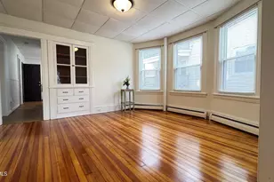 35 Livingston Ave, Pittsfield, MA 01201 - Photo 13