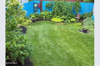 35 Livingston Ave, Pittsfield, MA 01201 - Photo 25