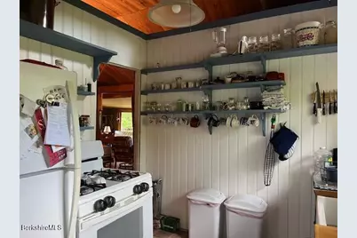26 Pine St, New Marlboro, MA 01230 - Photo 19