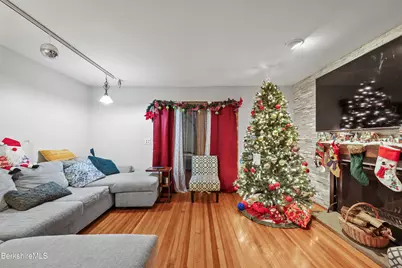 74 Norman Ave, Pittsfield, MA 01201 - Photo 9