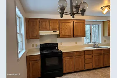 159 Simmons Rd, Washington, MA 01223 - Photo 11