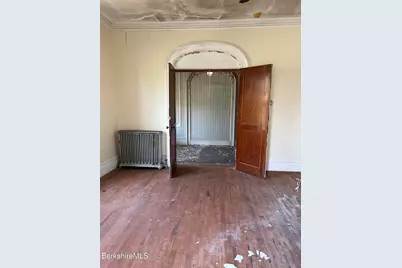 188 E Main St, North Adams, MA 01247 - Photo 23