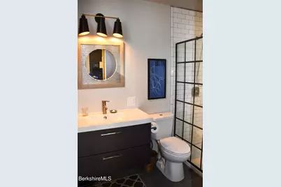 17-19 Linden St, Pittsfield, MA 01201 - Photo 11