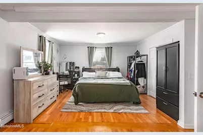 1842 East St, Pittsfield, MA 01201 - Photo 15
