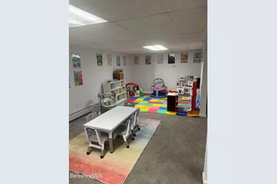 1842 East St, Pittsfield, MA 01201 - Photo 37