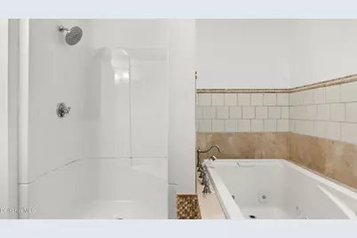 42 Bryant St, Pittsfield, MA 01201 - Photo 25