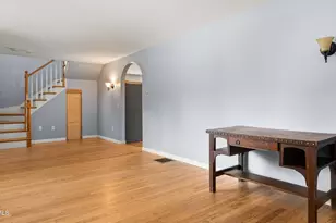 42 Bryant St, Pittsfield, MA 01201 - Photo 5