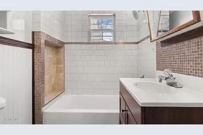 42 Bryant St, Pittsfield, MA 01201 - Photo 11