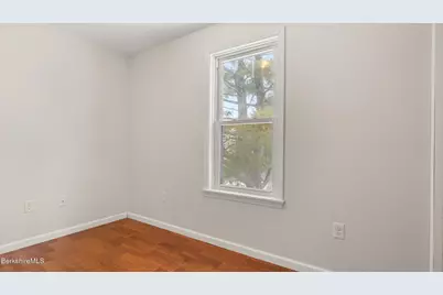 42 Bryant St, Pittsfield, MA 01201 - Photo 23