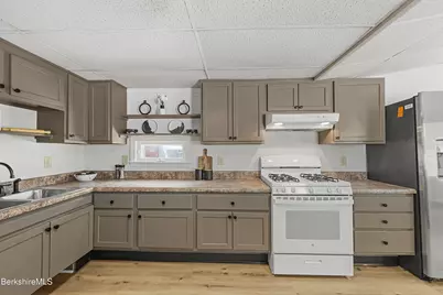 1 Pinnacle Ln, Adams, MA 01220 - Photo 15