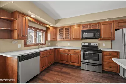 295 Blair Rd, Williamstown, MA 01267 - Photo 53