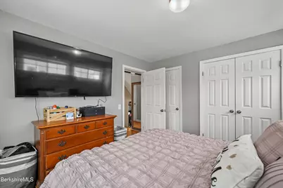 96 Broadview Ter, Pittsfield, MA 01201 - Photo 27