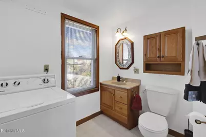 59 Prospect St, Ludlow, MA 01056 - Photo 17