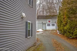 500 Walker St, Lenox, MA 01240 - Photo 45
