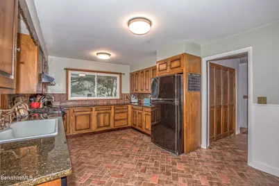 500 Walker St, Lenox, MA 01240 - Photo 11