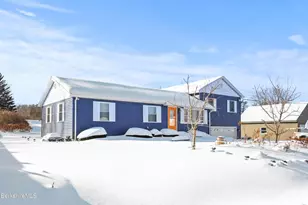 15 Martin Ave, Lee, MA 01238 - Photo 3