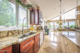 140 Hancock Rd, Pittsfield, MA 01201 - Photo 7