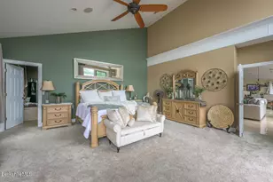 140 Hancock Rd, Pittsfield, MA 01201 - Photo 15