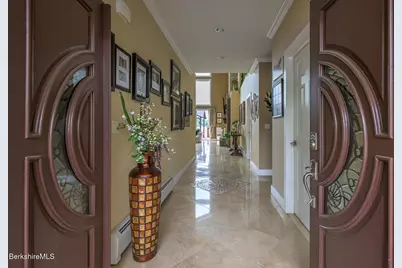 140 Hancock Rd, Pittsfield, MA 01201 - Photo 3