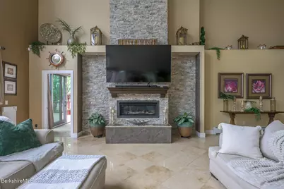 140 Hancock Rd, Pittsfield, MA 01201 - Photo 5