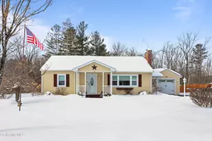 158 Eleanor Rd, Pittsfield, MA 01201 - Photo 1