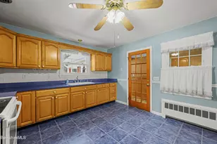 158 Eleanor Rd, Pittsfield, MA 01201 - Photo 5