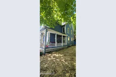 301 Walnut St, North Adams, MA 01247 - Photo 11