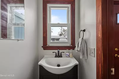 25 Leroi Dr, Pittsfield, MA 01201 - Photo 27