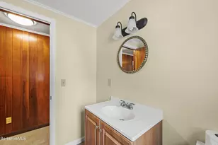 25 Leroi Dr, Pittsfield, MA 01201 - Photo 47