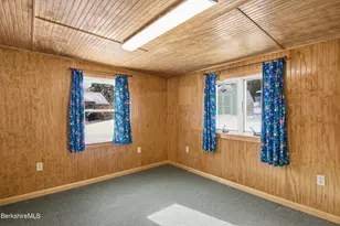 162 Bull Hill Rd, Lanesborough, MA 01237 - Photo 17