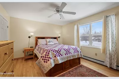 8 Iroquois St, Lanesborough, MA 01237 - Photo 39