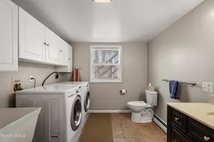 8 Iroquois St, Lanesborough, MA 01237 - Photo 55