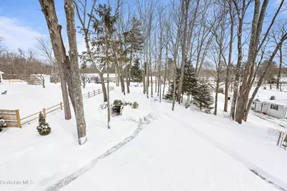 8 Iroquois St, Lanesborough, MA 01237 - Photo 5