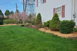 8 Iroquois St, Lanesborough, MA 01237 - Photo 61