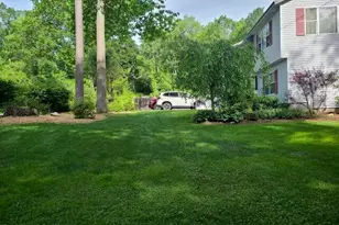 8 Iroquois St, Lanesborough, MA 01237 - Photo 59