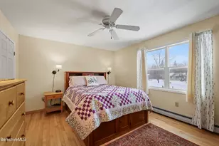 8 Iroquois St, Lanesborough, MA 01237 - Photo 43