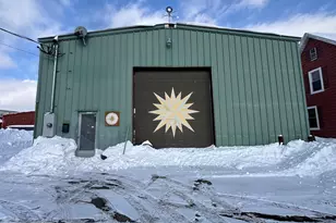 11 Gifford St, Pittsfield, MA 01201 - Photo 1