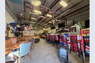 11 Gifford St, Pittsfield, MA 01201 - Photo 13