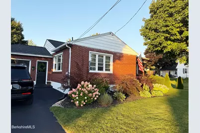 15 Longfellow Ave, Pittsfield, MA 01201 - Photo 31