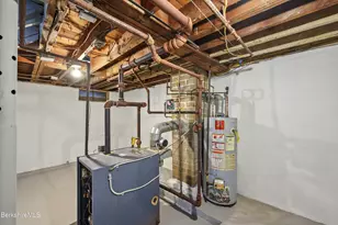 1990 East St, Pittsfield, MA 01201 - Photo 27