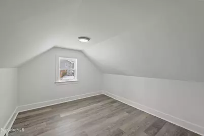 1990 East St, Pittsfield, MA 01201 - Photo 23